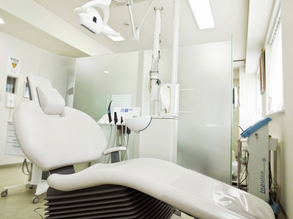 茅ヶ崎市うえだ歯科 診察台